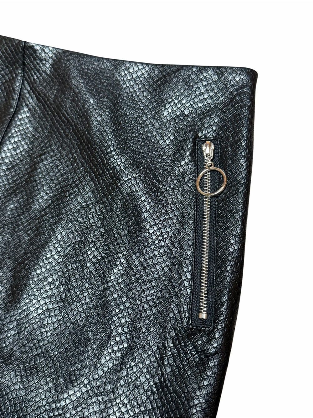 POSH Black Faux Leather Zip-Pocket Mini Skirt - Picture 2 of 9
